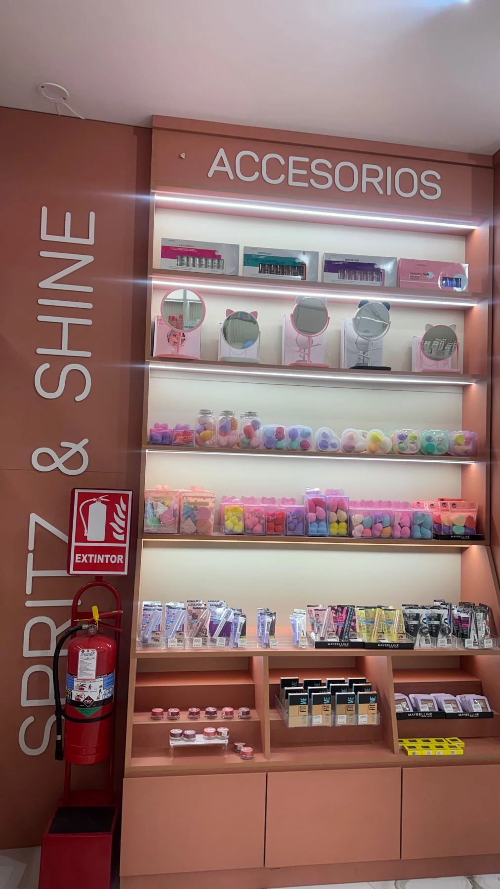 Espejos, esponjas y accesorios en la tienda Bella Glow